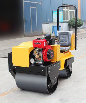 EPA Engine 1 Ton Vibratory Road Roller for High Operating Efficiency in Road Compaction