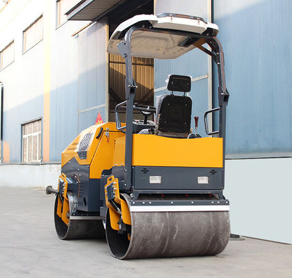 HQ-YL1200 1-5 Ton Vibration Ride On Mini Road Roller with 120L Water Tank Capacity