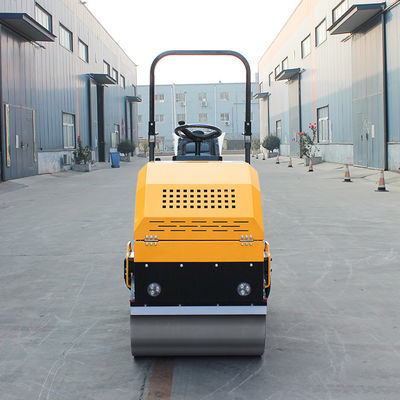 Small Vibratory Mini Compactor Roller Double Drum Roller with 55L Water Tank Capacity