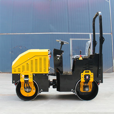 Small Vibratory Mini Compactor Roller Double Drum Roller with 55L Water Tank Capacity