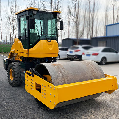 Industrial Compactor Machine For Road Construction With Continuously Variable Speed