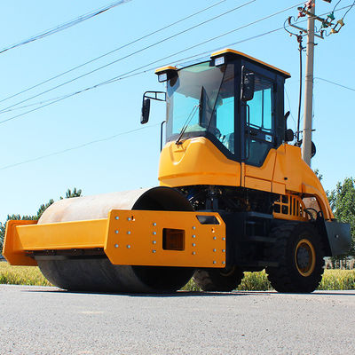 5t 10t 20t Road Roller Machine Vibratory Compactor in with 4450*1680*2750mm Dimension