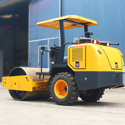 High Operating Efficiency Single Drum Roller Compactor Vibratory Soil Roller For Sales